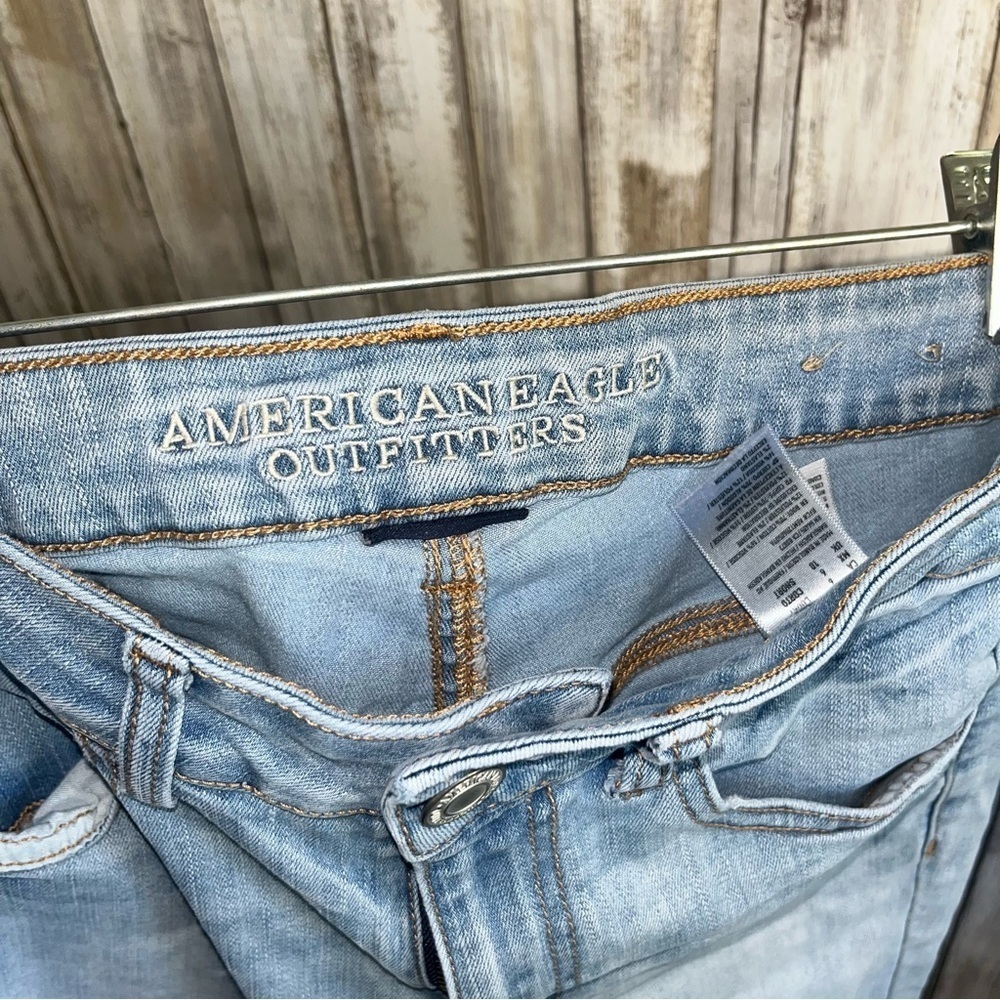 American Eagle Light Wash Stretch Short Jegging - Picture 6 of 6